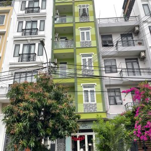 Cho thuê nhà 5 tầng khu ACC Vườn Xoài gần cafe Mango