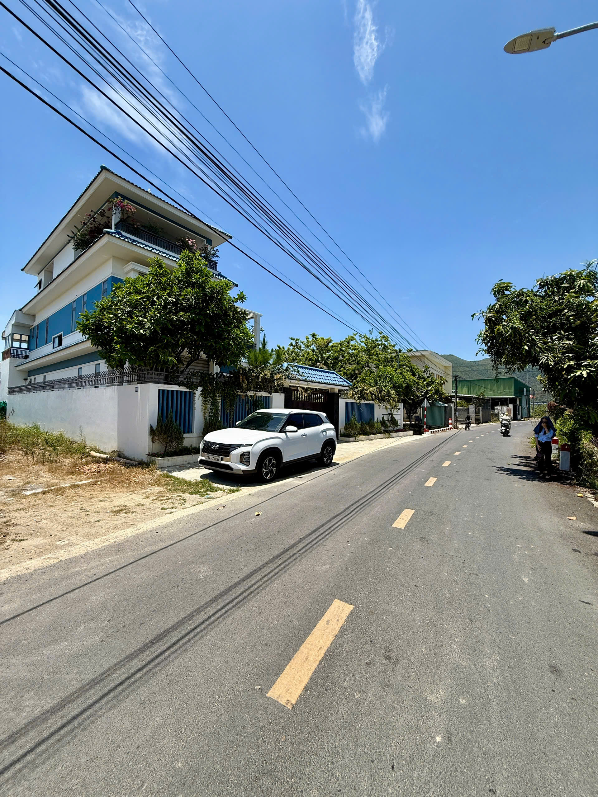 Bán đất Diên Toàn mặt đường Huỳnh Thúc Kháng, 103m² đất ở ngang 5m. Giá 30tr/m². Sổ sẵn