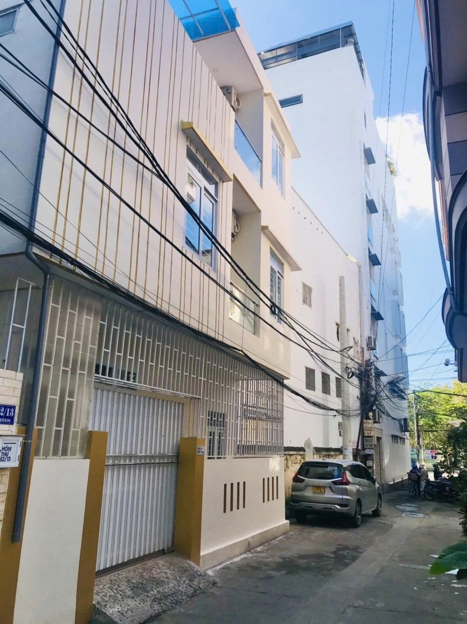 BÁN NHÀ TRUNG TÂM TP NHA TRANG GẦN BIỂN HẺM OTO ĐƯỜNG YERSIN