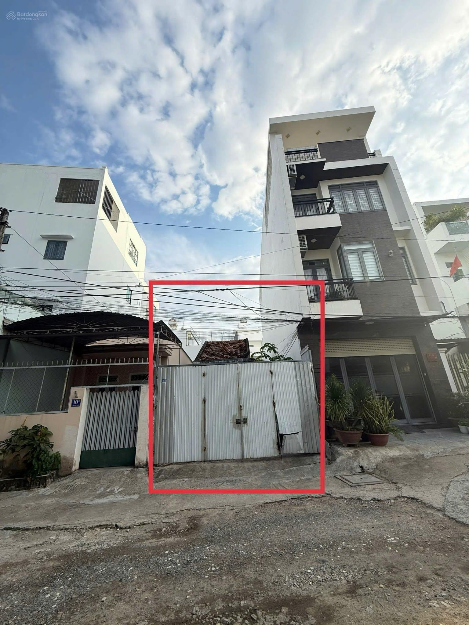 Bán đất đường Lê Văn Tám - Phước Long - Nha Trang. 137,4m² Ngang 5m. Giá chỉ 8 tỷ