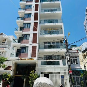 Bán tòa nhà 7 tầng Nguyễn Thiện Thuật, gần Vincom, gần biển, khu phố tây Nha Trang
